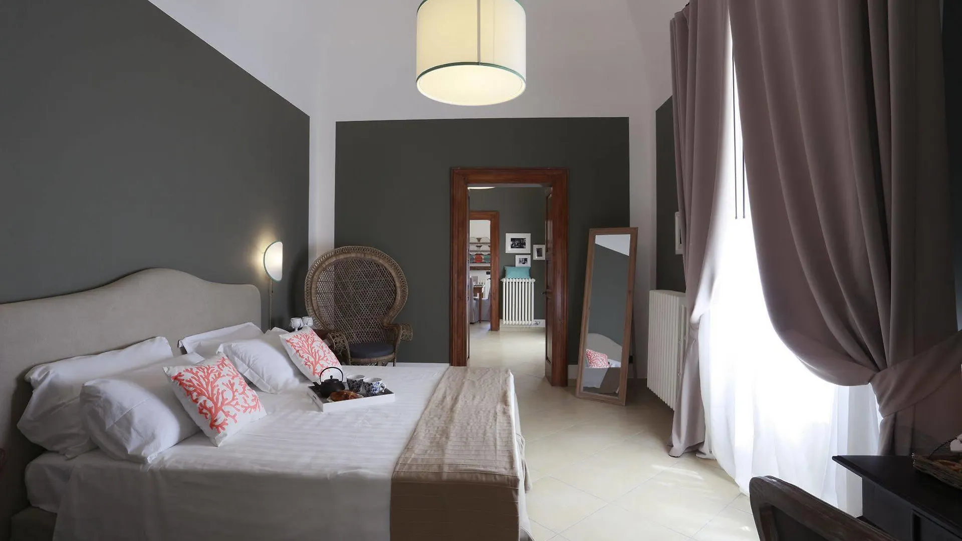 Santa Marta Suites & Apartments 2*, Lecce