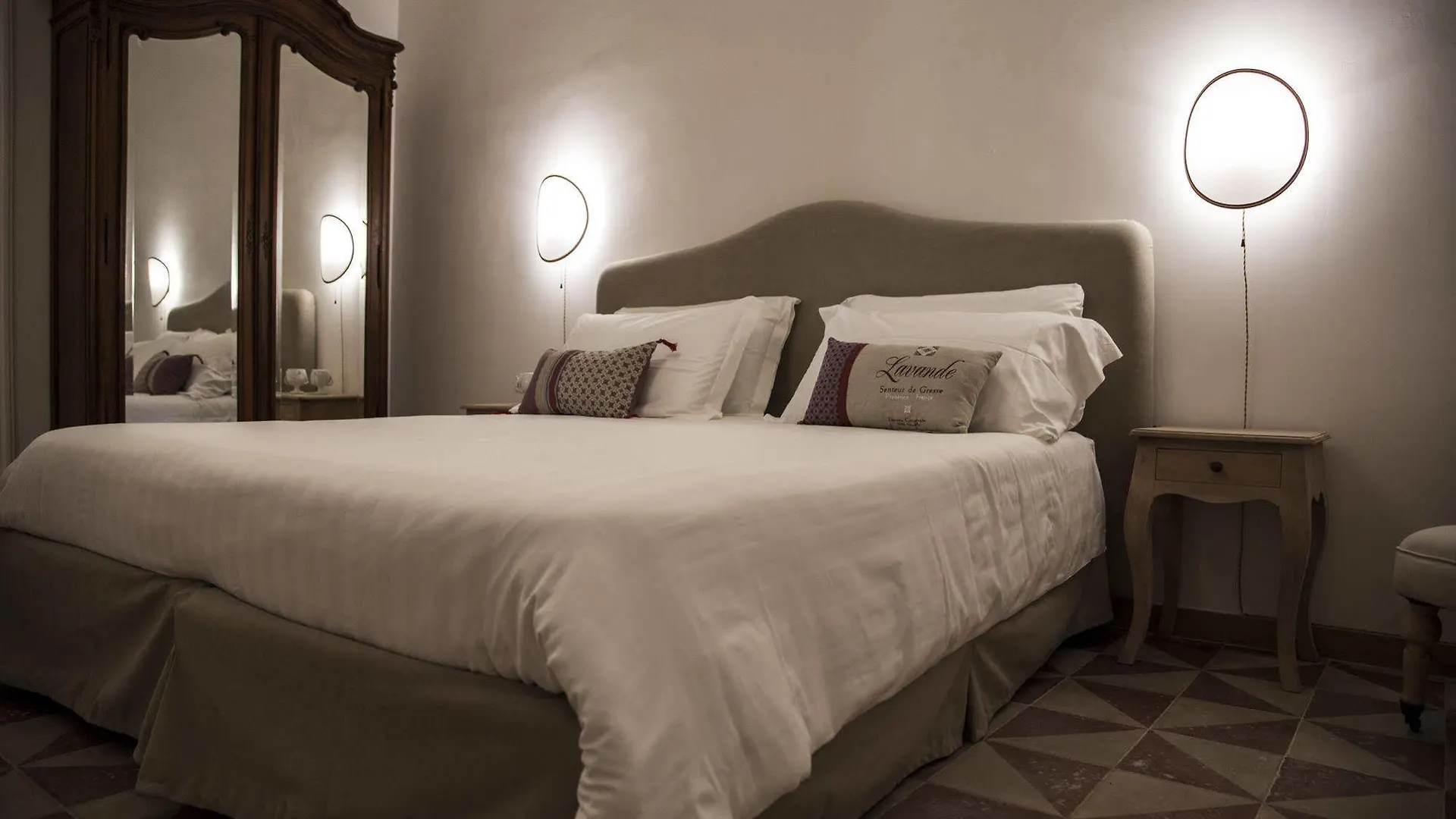 Bed & Breakfast Santa Marta Suites & Apartments